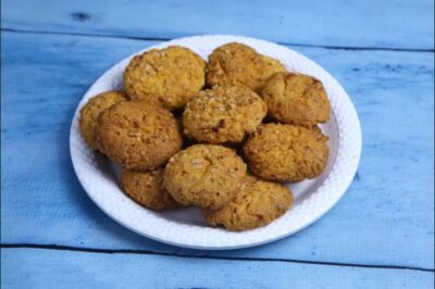 Giri Khatai Biscuits